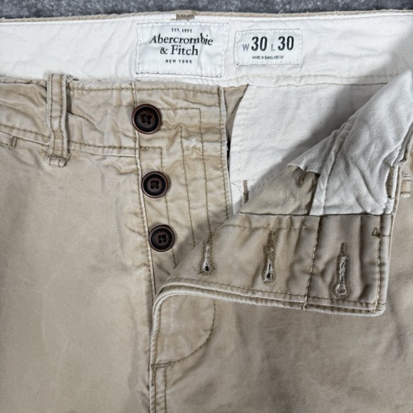Abercrombie & Fitch Pants Men's 30x30 Beige Distressed‎ Chino Button Fly Cotton - Picture 1 of 11